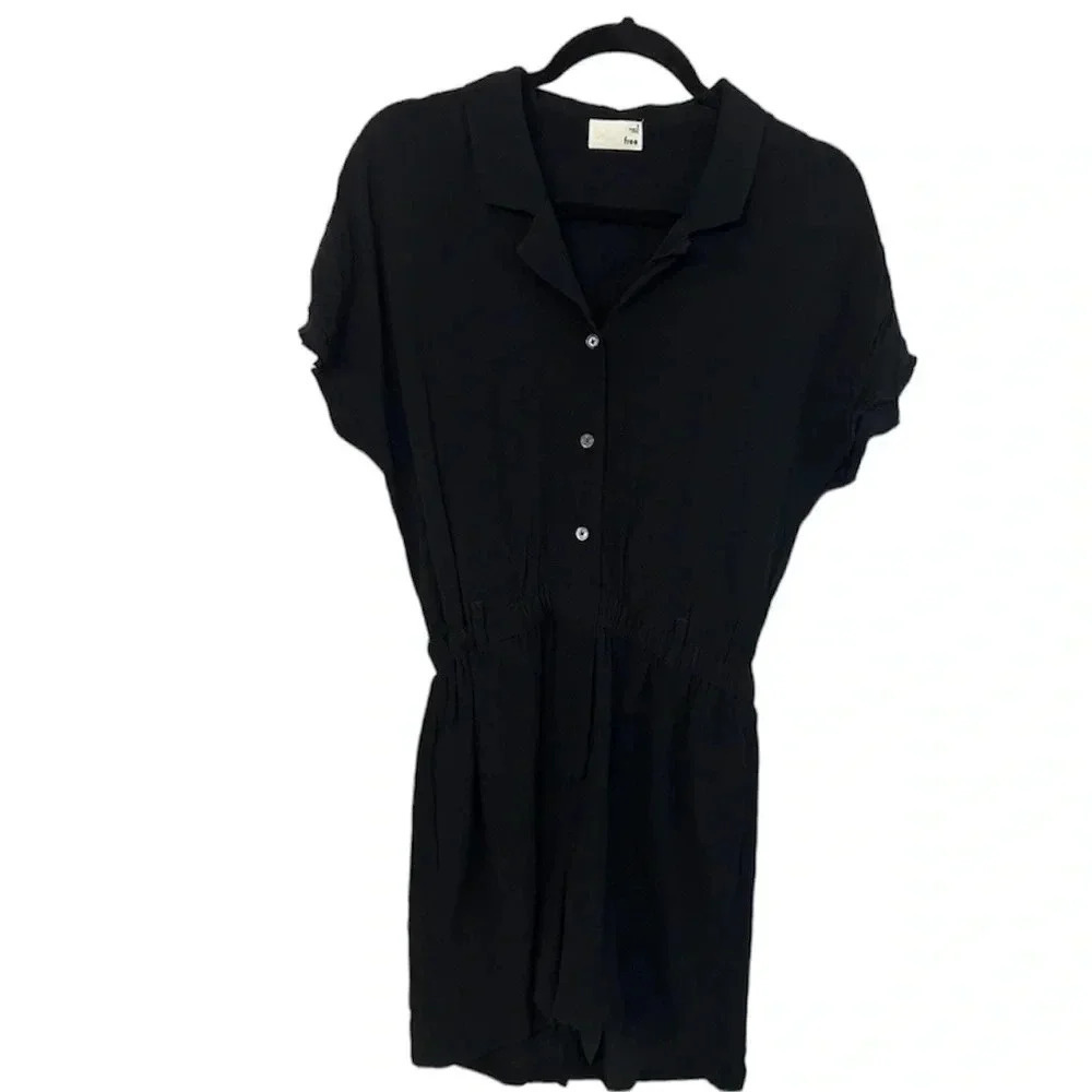 Wilfred Free Aritizia Black Short Button Romper w/ Pockets Size Small GUC